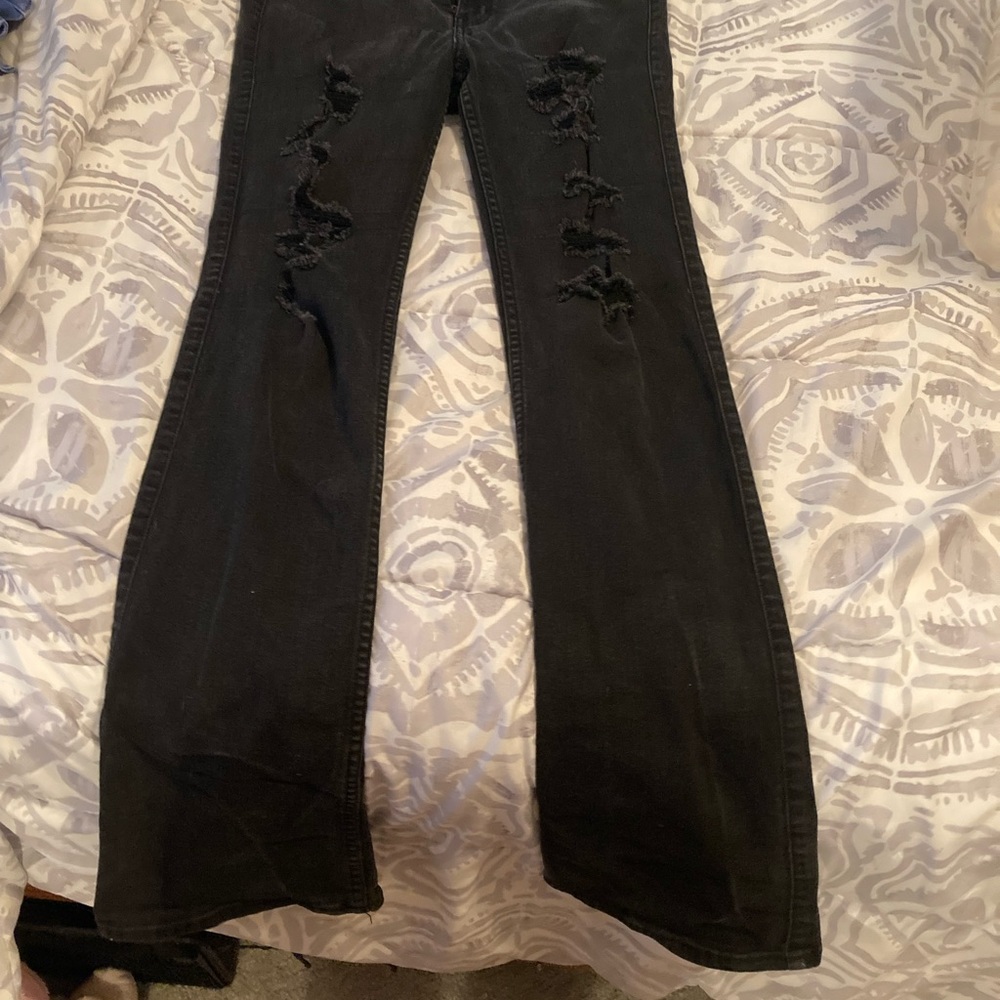 Black ripped jeans, size: 7r w:28 L:33
